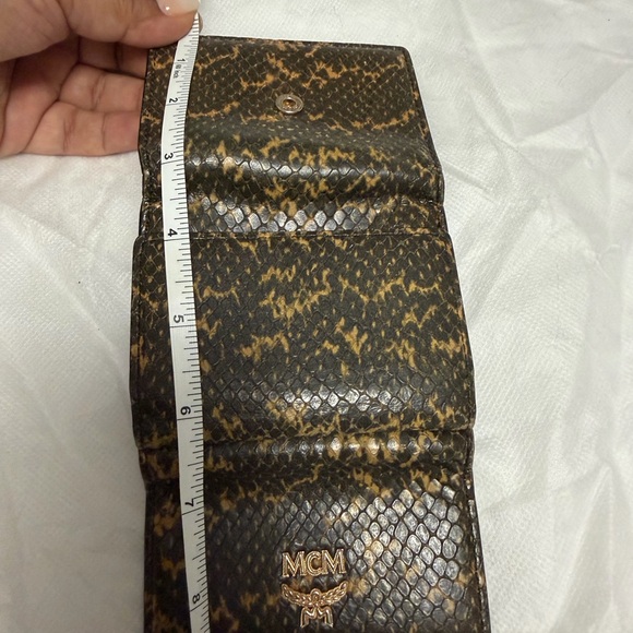 MCM Python Patterned Card Holder - Picture 4 of 9